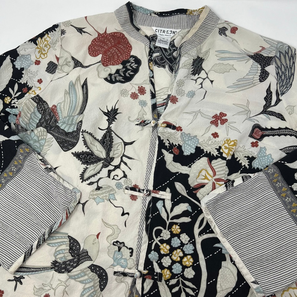 Citron Santa Monica Silk Bird Floral Frog Closure Kimono Blouse White Black M